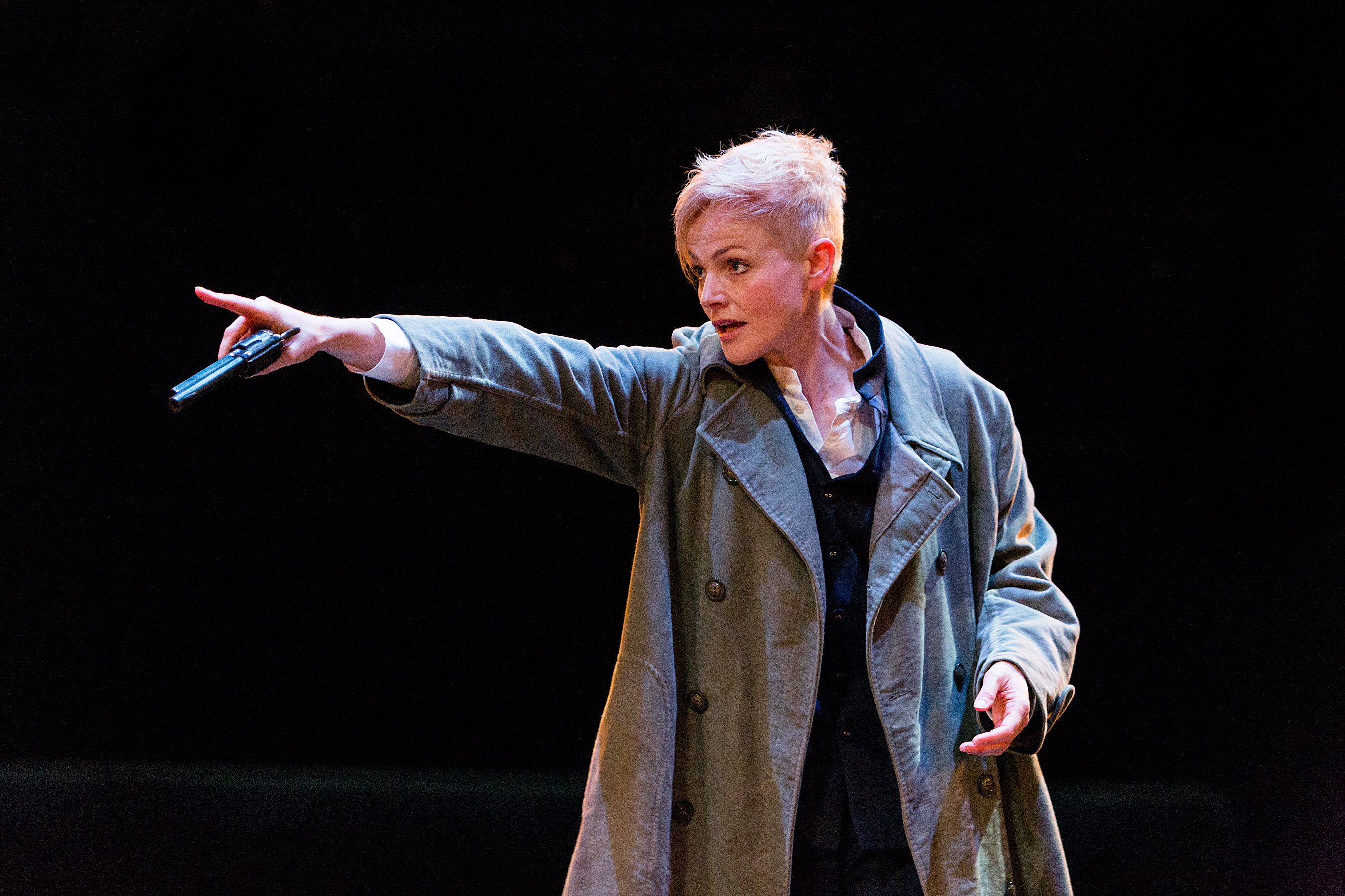 Read more about the article Maxine Peake as Hamlet